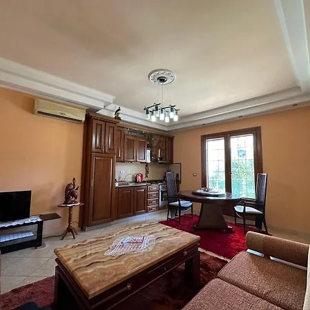 Villa Mani